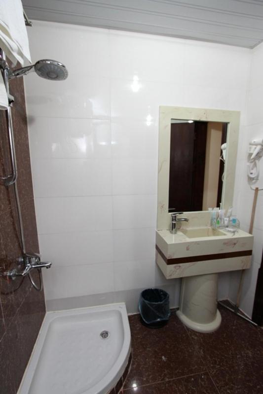 Hotel Nuzol Tala Khafji Exterior foto