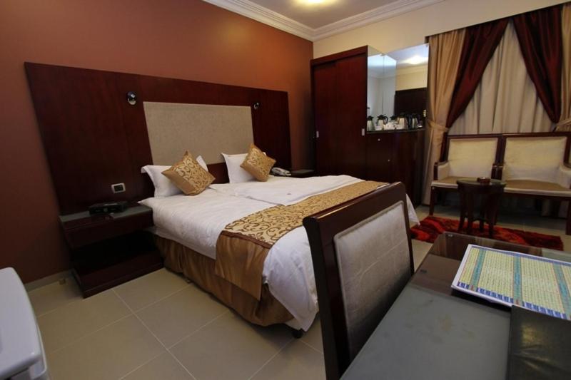 Hotel Nuzol Tala Khafji Habitación foto